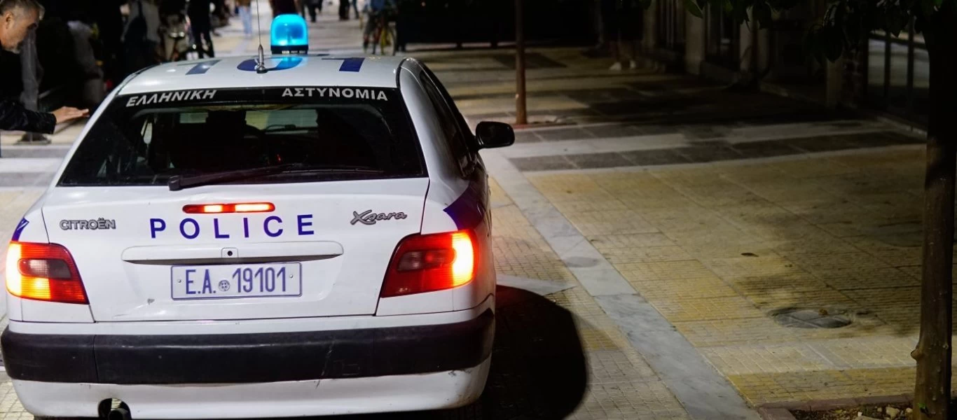 Χειροπέδες σε γυναίκα που εξαπάτησε ηλικιωμένη στις Σέρρες - Οδηγίες της ΕΛ.ΑΣ για την αποφυγή παρόμοιων περιστατικών